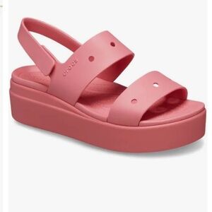 Crocs Brooklyn 4U Platform Sandals